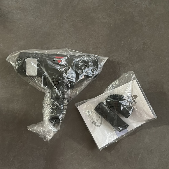 NWT Bissell Vacuum Multi Surface Brush With Dusting Brush-Crevice Tool Bundle - Picture 8 of 8